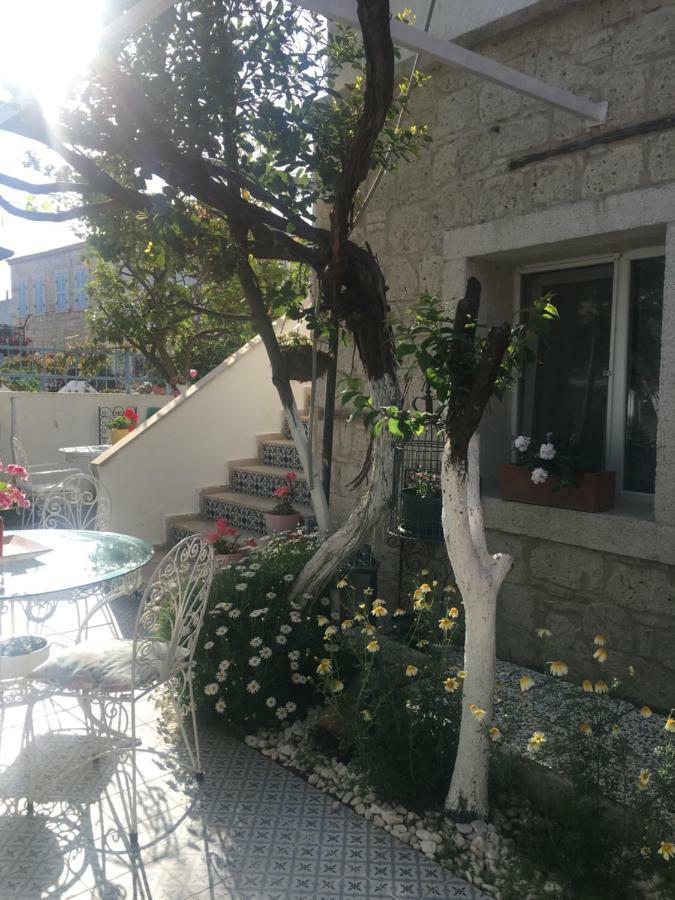 Defne Ev Hotel Izmir Eksteriør billede